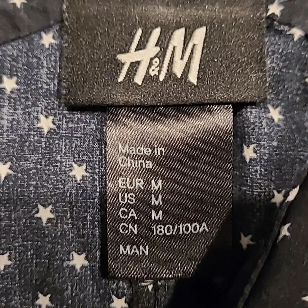 H&M sz M button front with collar - Picture 5 of 9